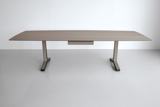 IPE | Dining tables | Extendo