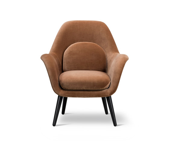 Swoon Lounge Petit Wood Base | Armchairs | Fredericia Furniture