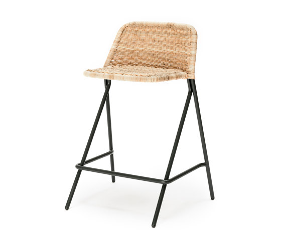 Kakī stool with backrest | Tabourets de bar | Feelgood Designs
