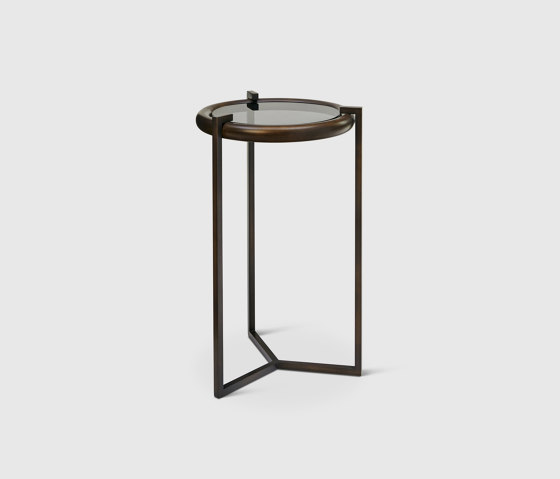 Rua Tucumã High SideTable | Tables d'appoint | Man of Parts