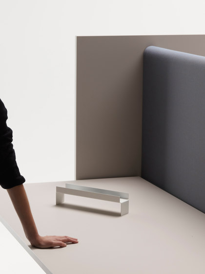 backdrop | Sound absorbing table systems | gumpo