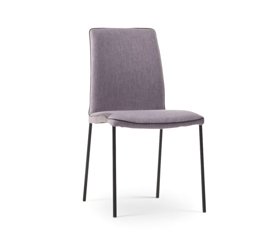 Jaro-100 Chair | Chaises | Christine Kröncke