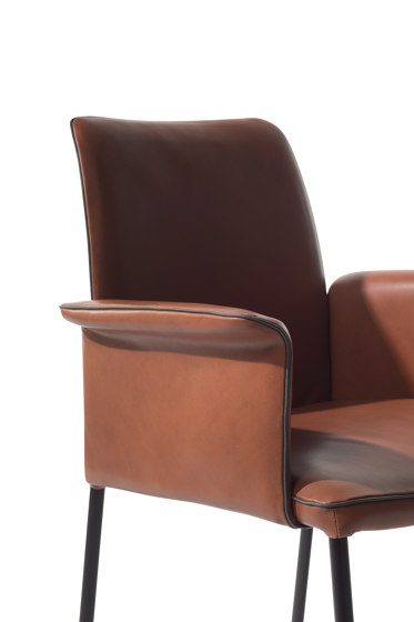 Jaro-200 AL Chair | Sillas | Christine Kröncke