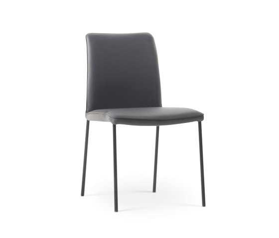 Jaro-200 Chair | Sedie | Christine Kröncke