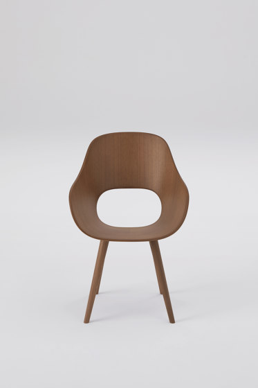 Roundish Armchair (wooden seat) | Sillas | MARUNI