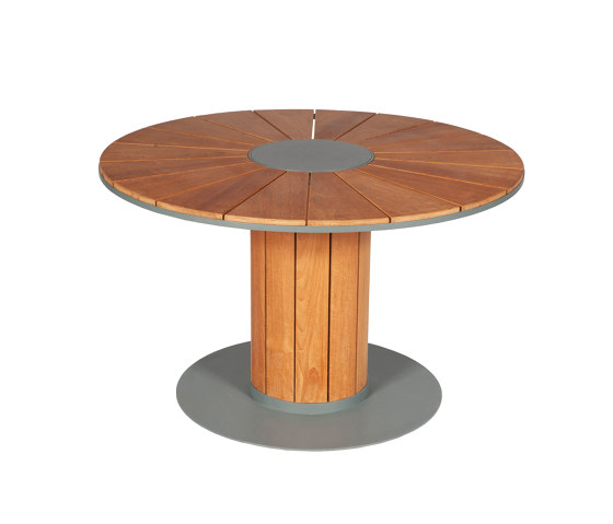 Iremo | Table ronde | Dining tables | Tectona