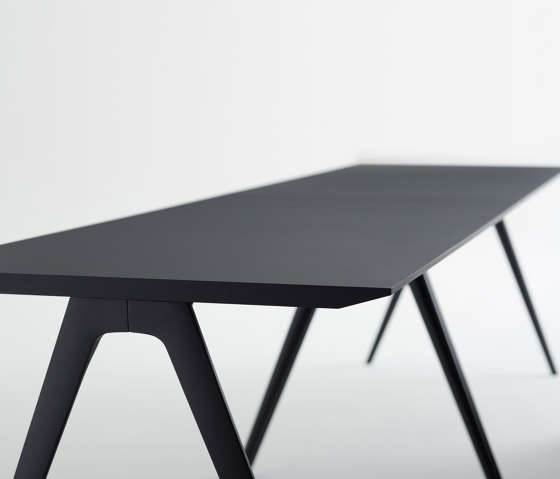A-Table | Tables collectivités | Davis Furniture