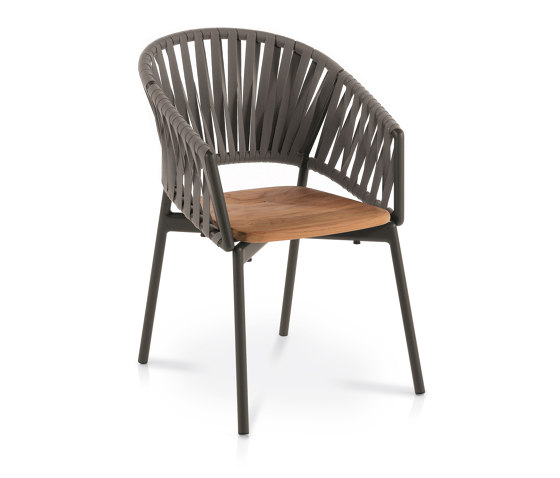 PIPER 122 Comfort Chair | Chairs | Roda