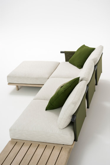EDEN Sofa System | Sofas | Roda