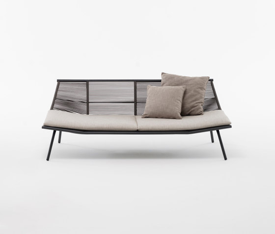 LAZE 005 Sofa | Sofas | Roda