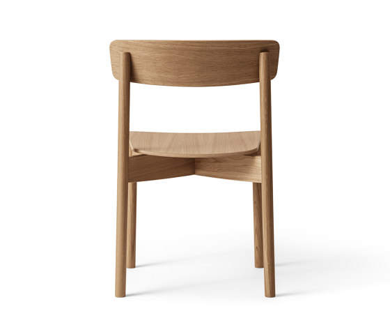 T01 | Cross Chair Oak Matt lacquer | Chairs | TAKT