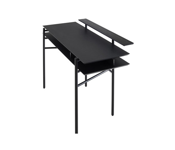 Clyde | Schreibtisch Tischplatte Eiche Farbton Schwarz Gestell Stahl Lack Schwarz | Schreibtische | Ligne Roset