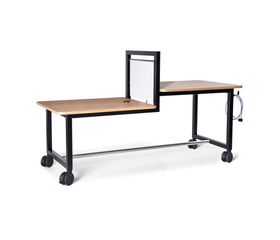 Vagabond Duo table | Contract tables | Materia