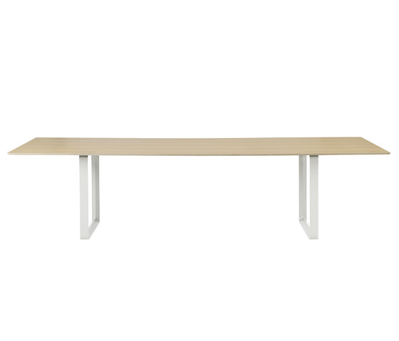 70/70 Table | 295 x 108 cm / 116 x 42.5" | Esstische | Muuto