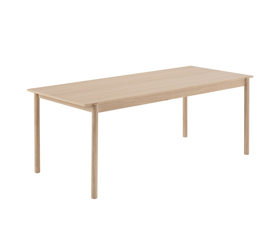 Linear Wood Table | 200 x 90 cm / 78.7 x 33.5" | Mesas comedor | Muuto