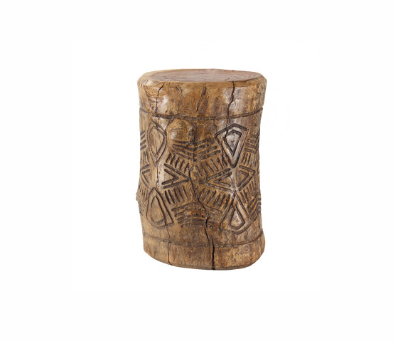 Kota Hand Carved Log Table | Beistelltische | Pfeifer Studio
