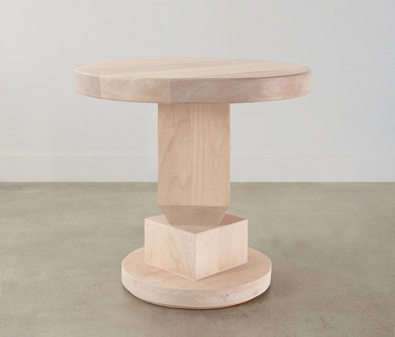 Nico Pedestal Table | Esstische | Pfeifer Studio