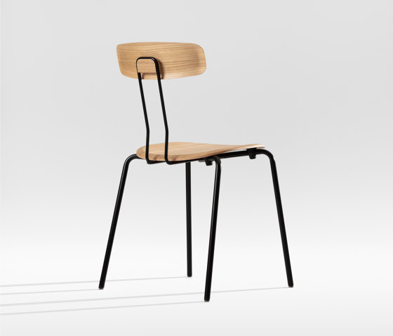 Okito Ply Wooden Seat | Chaises | Zeitraum