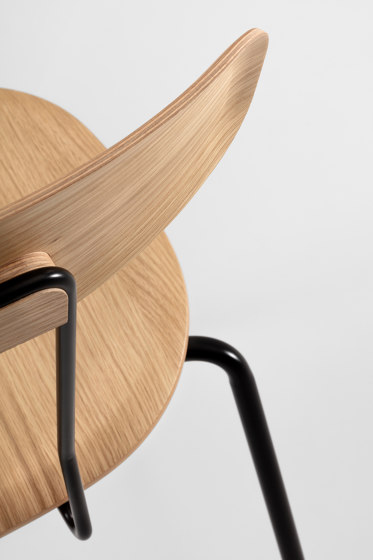 Okito Ply Wooden Seat | Sedie | Zeitraum