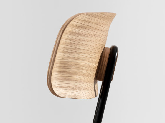 Okito Ply Wooden Seat | Sillas | Zeitraum