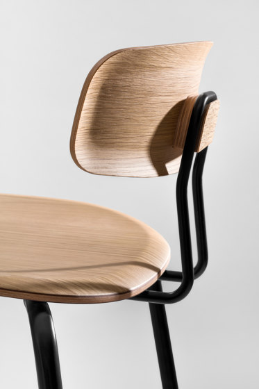 Okito Ply Bar Wooden Seat | Bar stools | Zeitraum