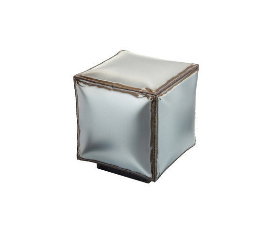 Softiron | Iron square pouff with worn out edges | Hocker | Bronzetto