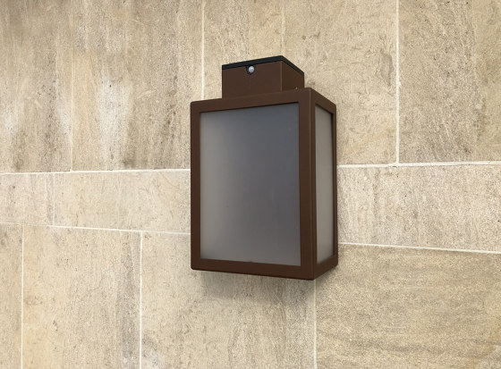 SOLAR wall lamp | APS 030 | Outdoor wall lights | LYX Luminaires