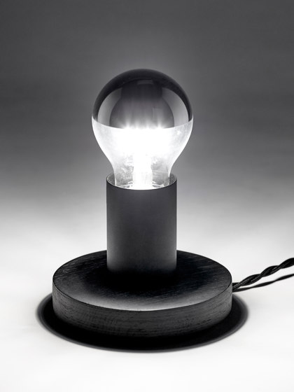 Essentials Table Lamp Black | Table lights | Serax