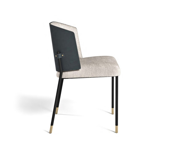 ASTON MARTIN | V242 | Chairs | Chaises | Formitalia