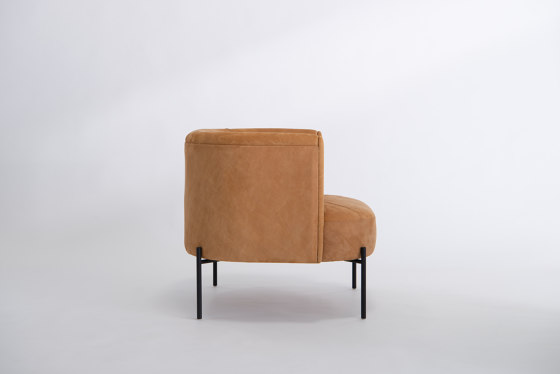 Capper Lounge Chair - with Metal Base | Poltrone | Phase Design