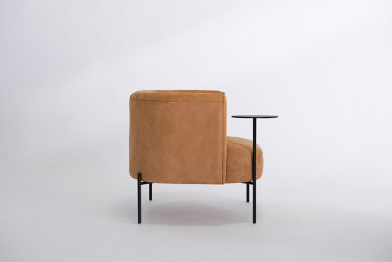 Capper Lounge Chair - with Metal Base | Sessel | Phase Design