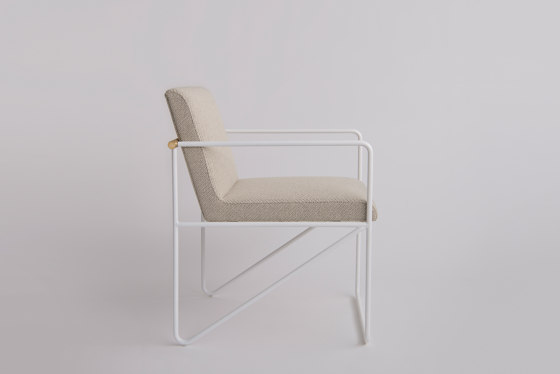 Kickstand Side Chair | Sillas | Phase Design