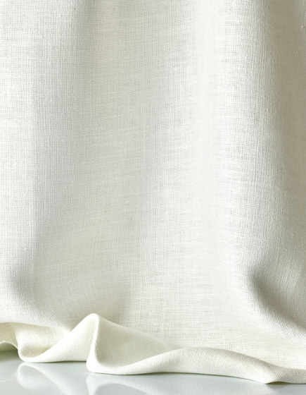 Amalfi | Col.1 Bianco linen curtain fabric, solid color | Tessuti decorative | Dedar