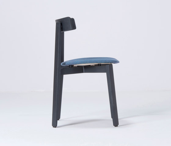 Nora chair | Main Line Flax | Chaises | Gazzda