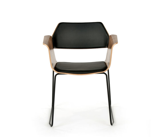 Flagship Armchair with sled base | Stühle | PlyDesign