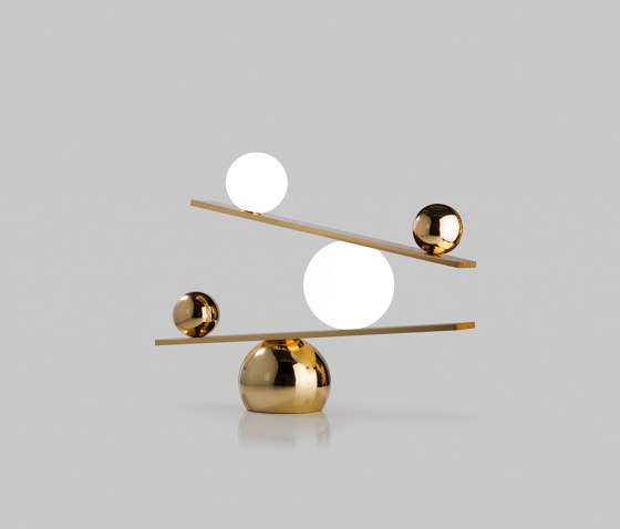 Balance Brass | Tischleuchten | Oblure