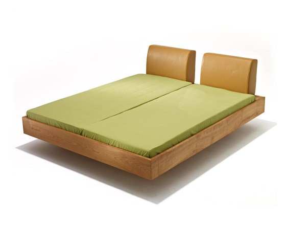 Mamma air floating bed | Somieres / Armazones de cama | Sixay Furniture