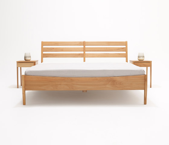 Pilar bed | Bedframes | Sixay Furniture