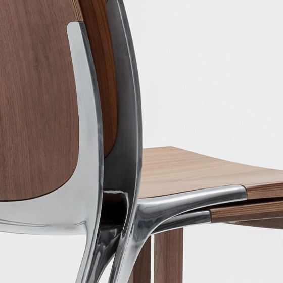 Liana Wood 4000 | Chairs | Mara