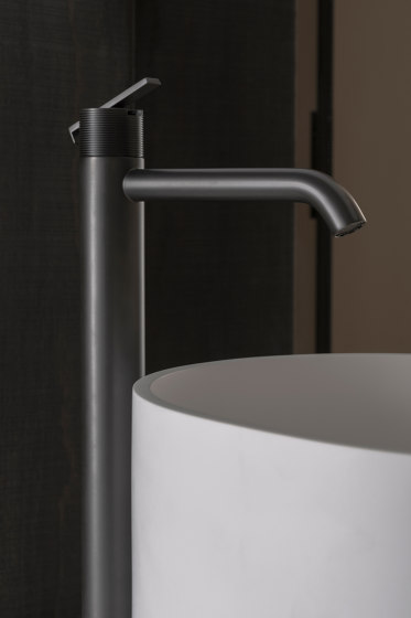 Code Brushed Graphite Freestanding Basin Mixer | Wash basin taps | Inbani