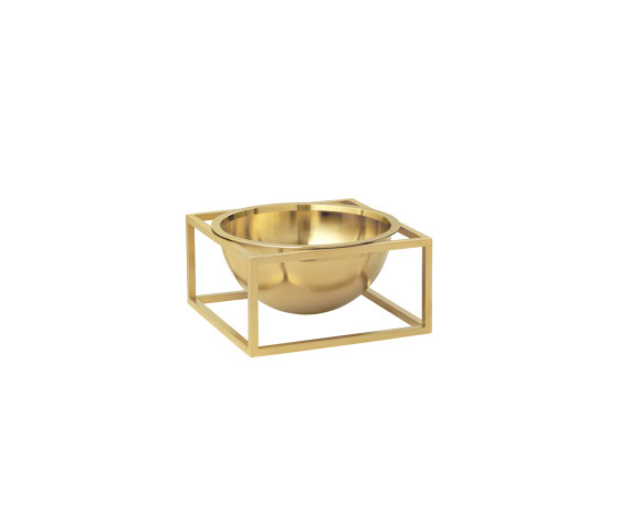Kubus Bowl Centerpiece Small, Brass | Schalen | Audo Copenhagen