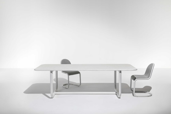 Strong | table | Dining tables | Desalto