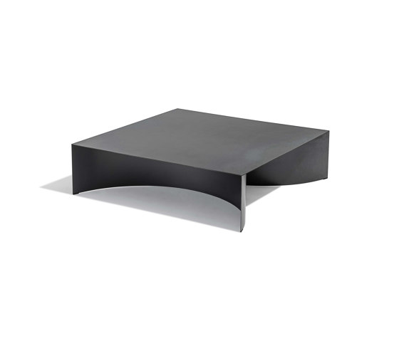Void | small table | Coffee tables | Desalto