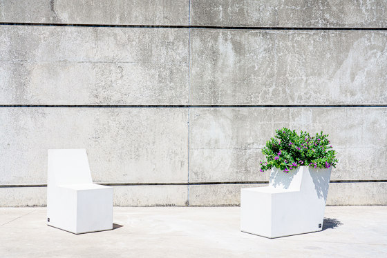 Form Bench Planter | Tabourets | Sit