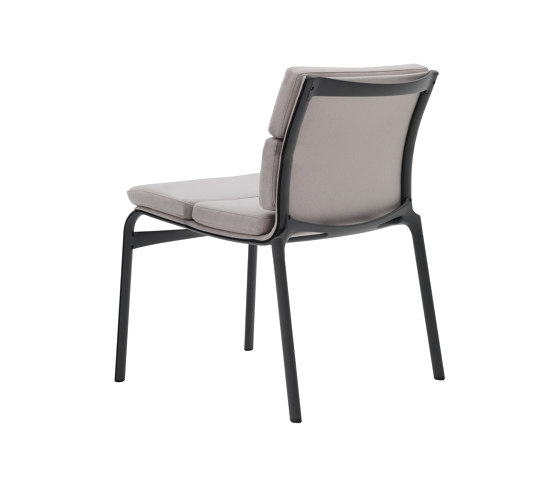 frame 52 soft / 408 | Chairs | Alias