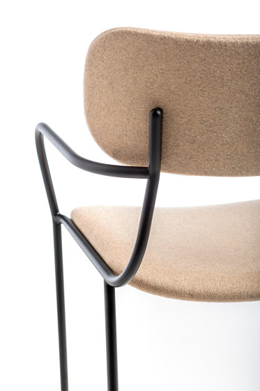 Kiyumi Fabric ST | Bar stools | Arrmet srl