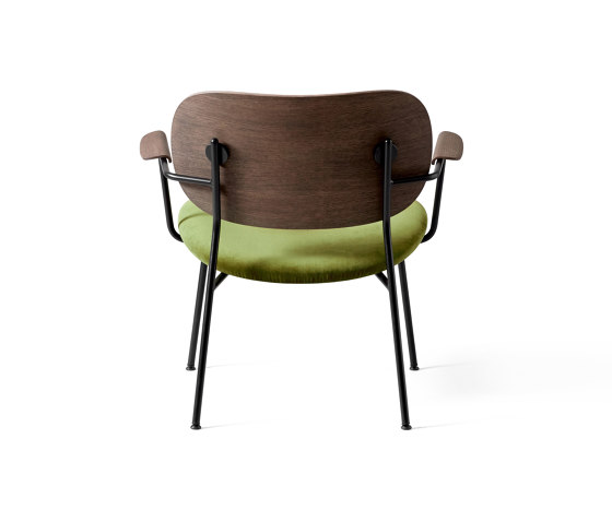 Co Lounge Chair | Black Base | Dark Stained Oak | City Velvet CA7832 | 031 | Chairs | Audo Copenhagen