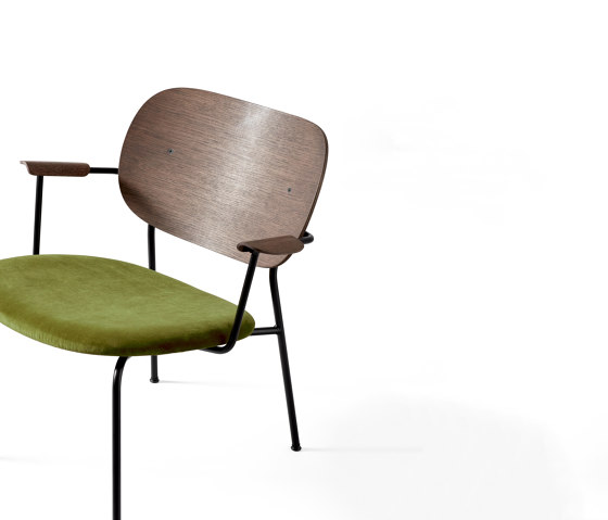 Co Lounge Chair | Black Base | Dark Stained Oak | City Velvet CA7832 | 031 | Sillas | Audo Copenhagen