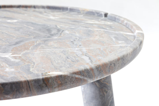 Stone Round Table | Tables d'appoint | Exteta