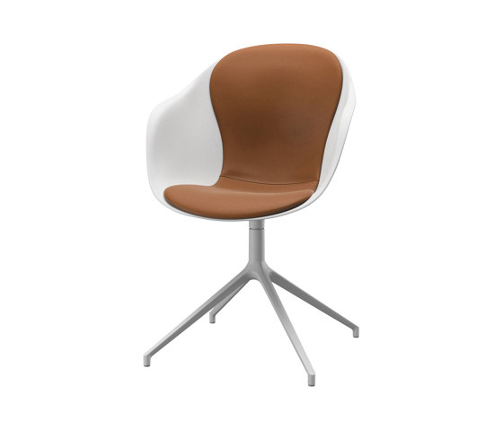 Adelaide Chair D108 with swivel function | Chaises | BoConcept